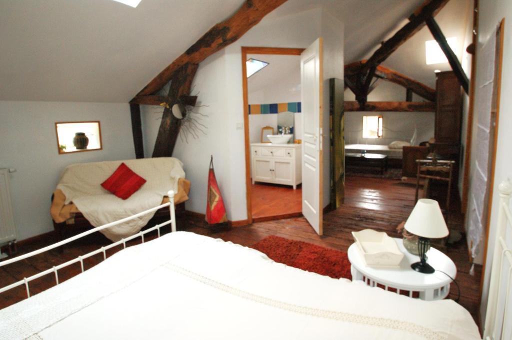 Chambres D'Hotes Domaine De La Rose Des Vents Castelnau-sur-lʼAuvignon Rom bilde